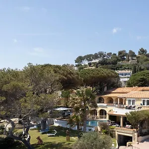 Les Glycines Apartment